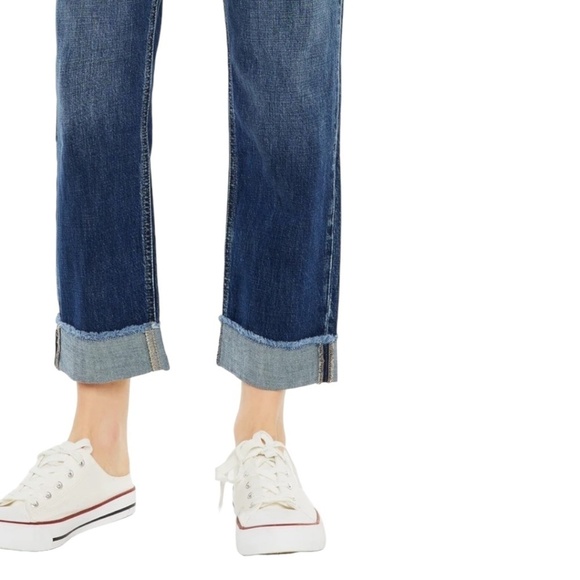 KanCan Finley Jeans Straight-leg Whiskering Detail - Picture 7 of 11